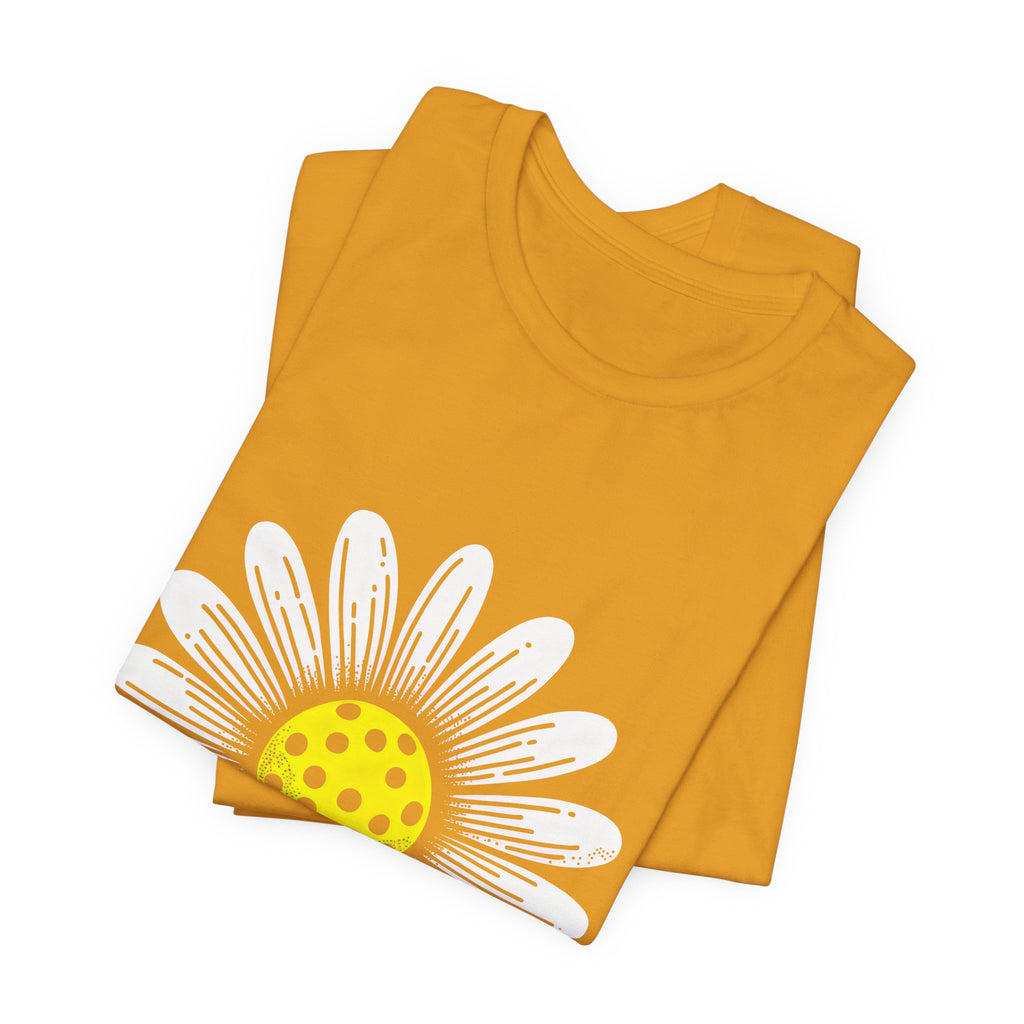 Daisy Graphic Tee — Retro Yellow Center Flower Shirt