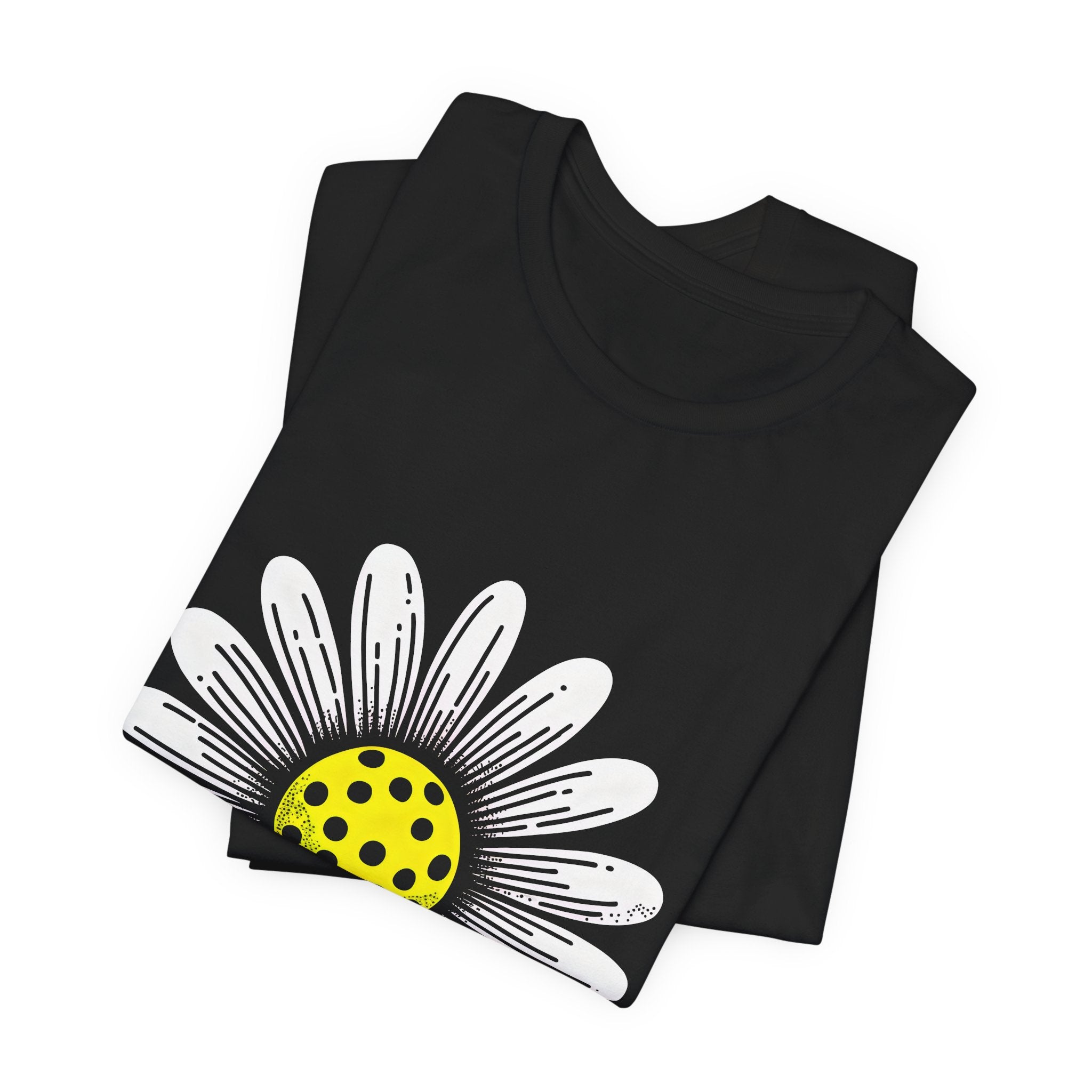 Daisy Graphic Tee — Retro Yellow Center Flower Shirt